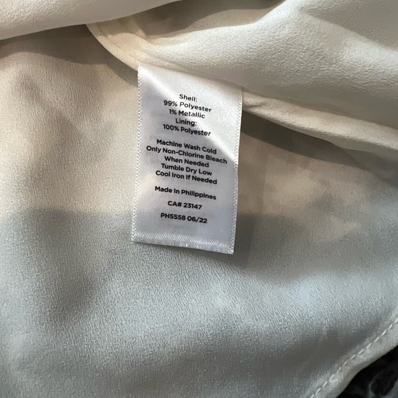 Talbots Tie Back Blouse Metallic Floral Print Floral Scrolls Size Large - Picture 6 of 7